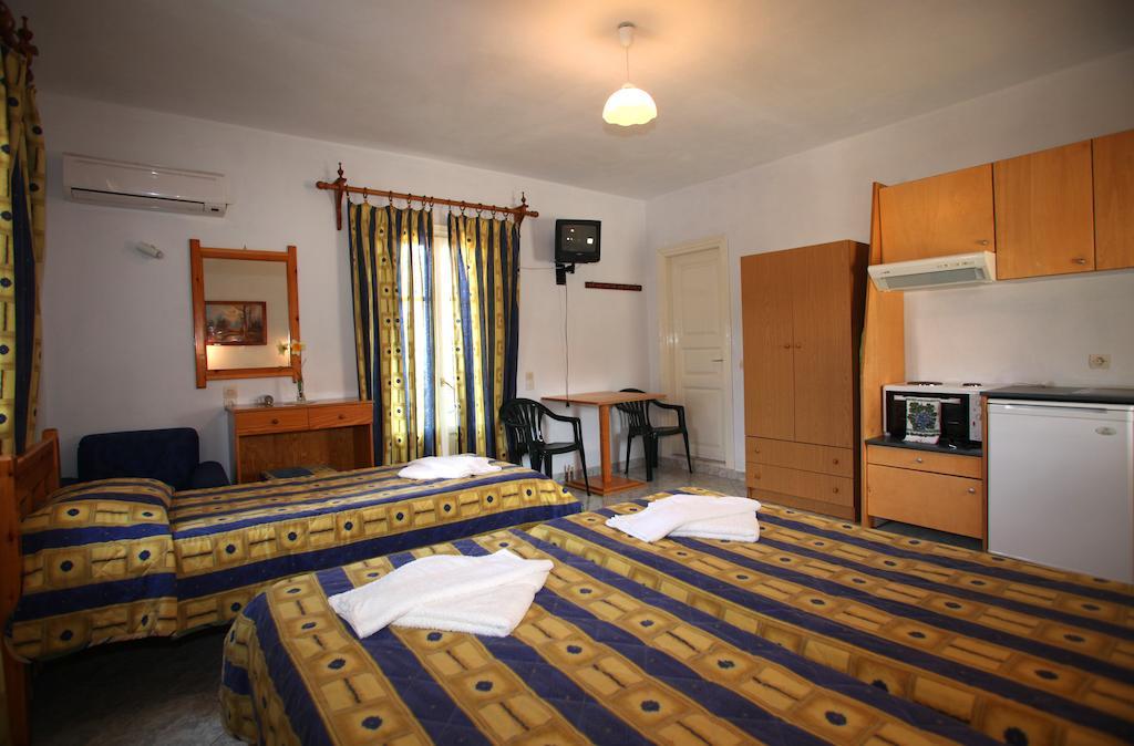 Alexandros Rooms & Studios สโกเปลอสทาวน์ ภายนอก รูปภาพ