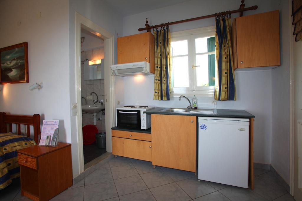 Alexandros Rooms & Studios สโกเปลอสทาวน์ ห้อง รูปภาพ