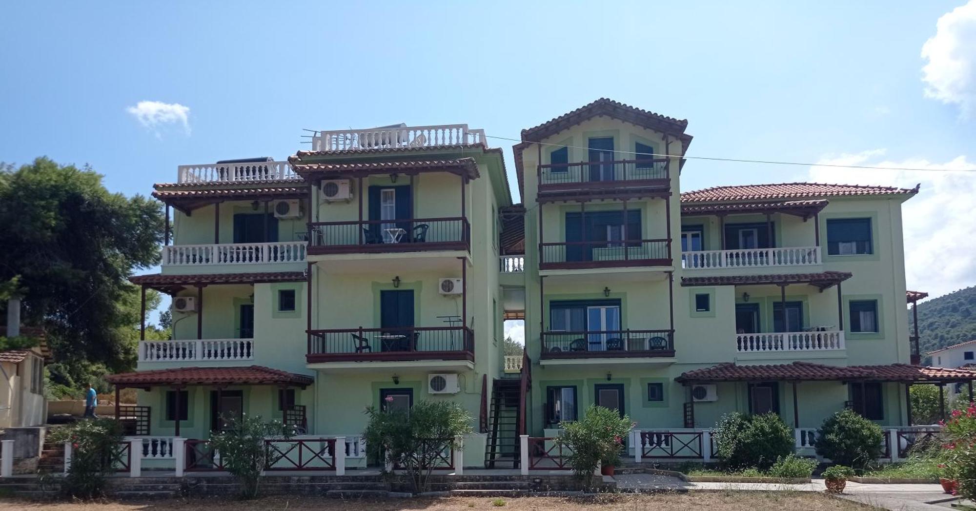 Alexandros Rooms & Studios สโกเปลอสทาวน์ ภายนอก รูปภาพ
