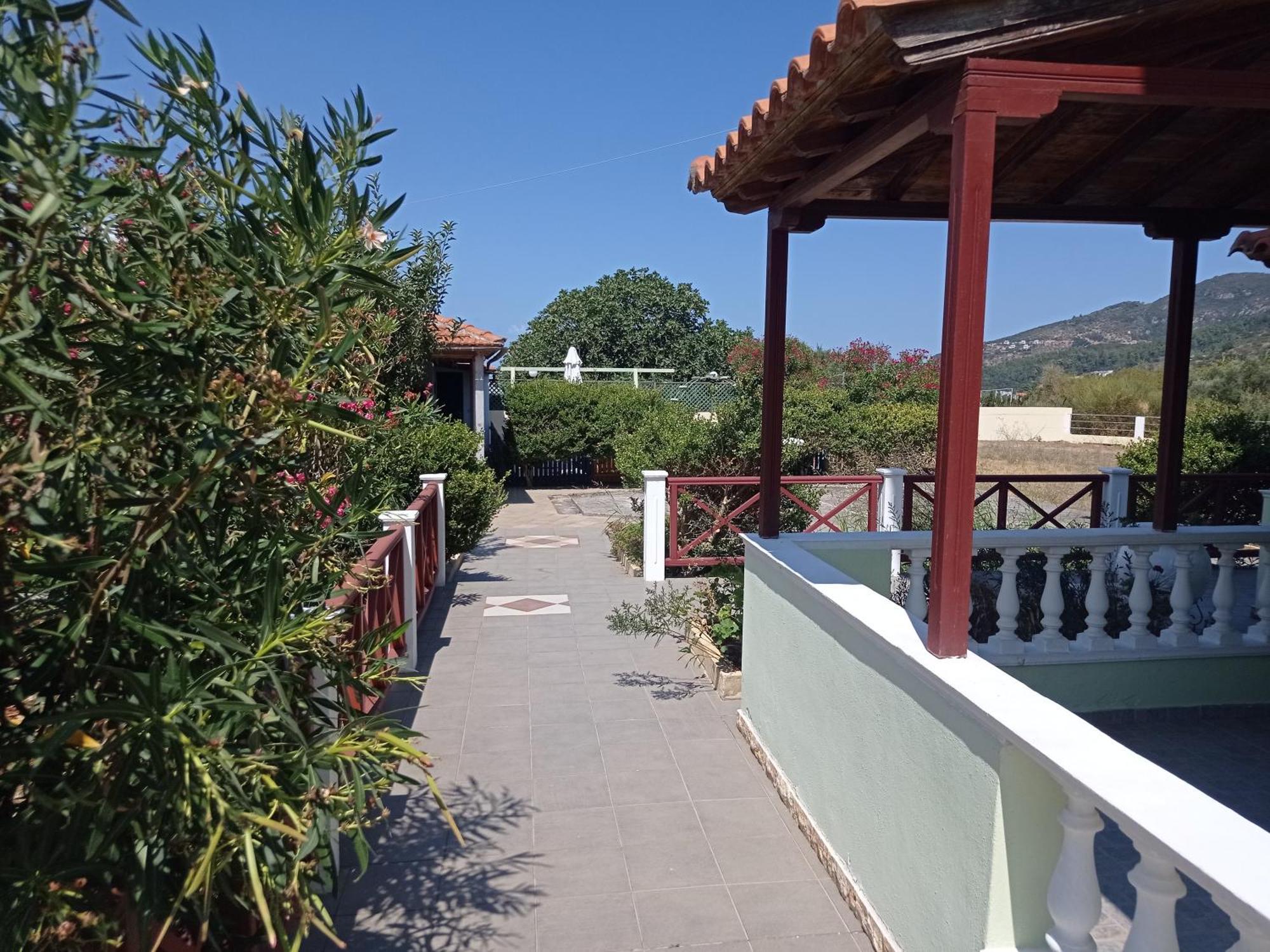 Alexandros Rooms & Studios สโกเปลอสทาวน์ ภายนอก รูปภาพ