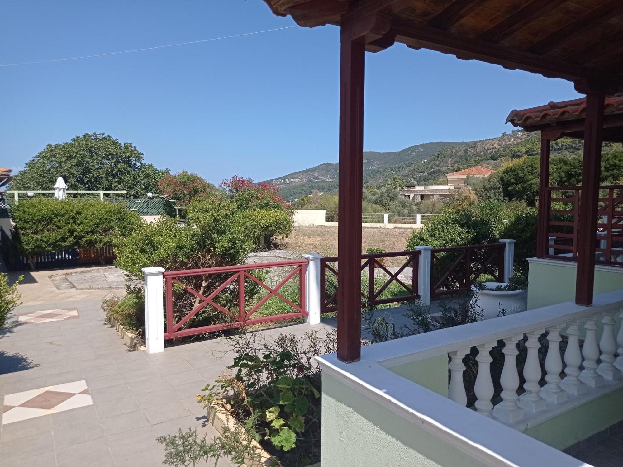Alexandros Rooms & Studios สโกเปลอสทาวน์ ภายนอก รูปภาพ
