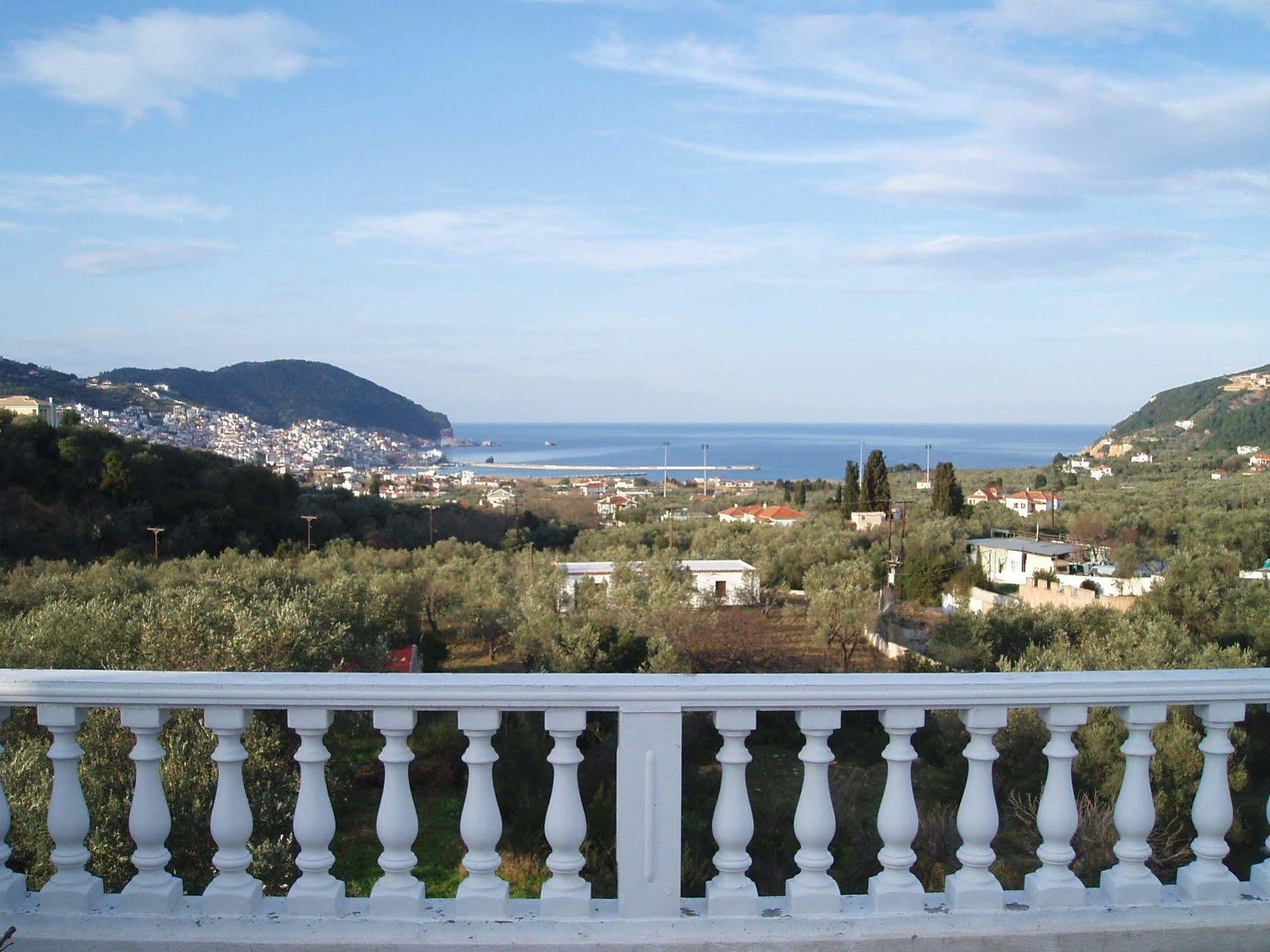 Alexandros Rooms & Studios สโกเปลอสทาวน์ ภายนอก รูปภาพ
